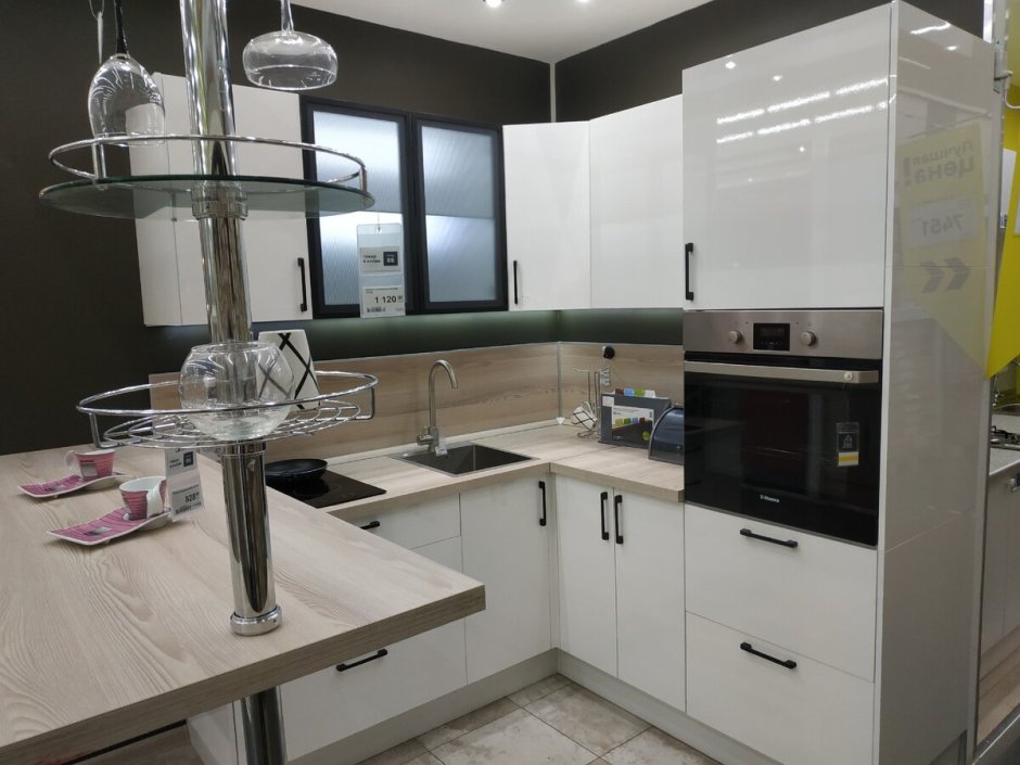 Угловая кухня из ЛДСП