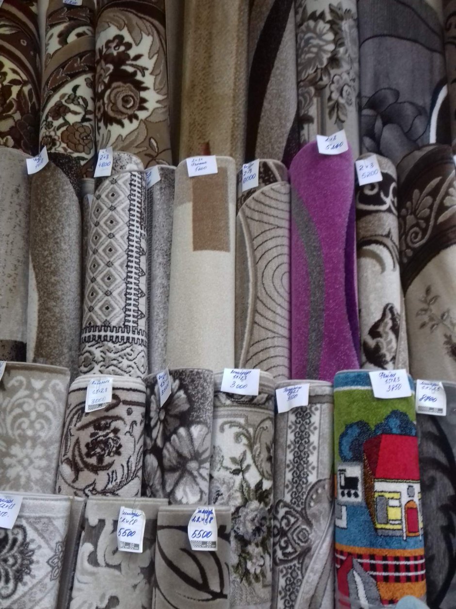 Ковры на рынке Садовод