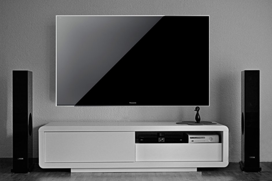 Подставка под телевизор с полками