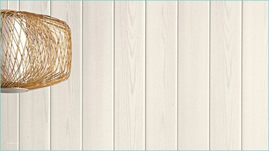 Имитация дерева на стене