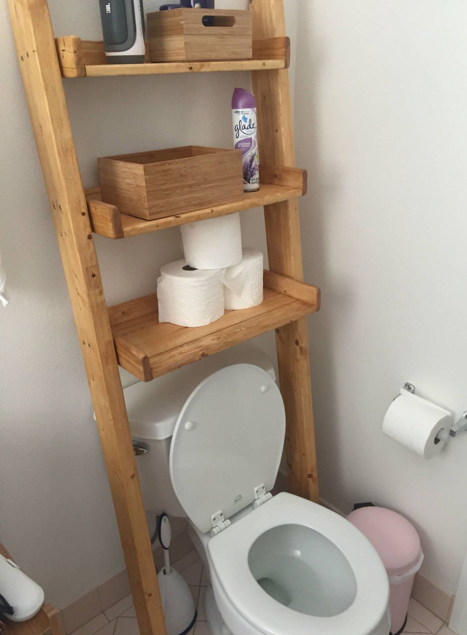 Угловая полка в туалет напольная