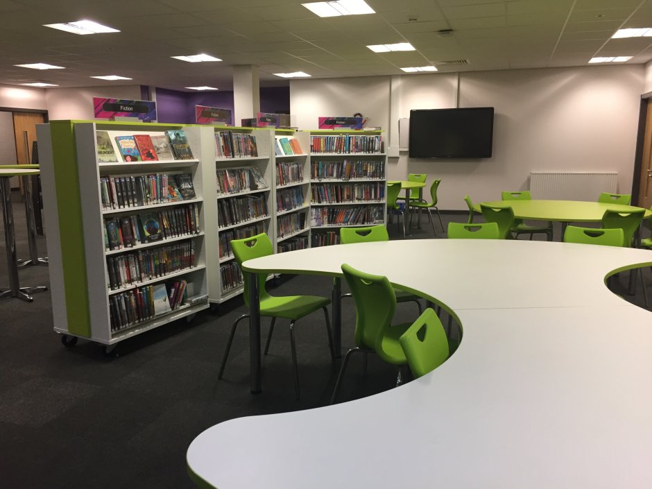 Столы для школьной библиотеки