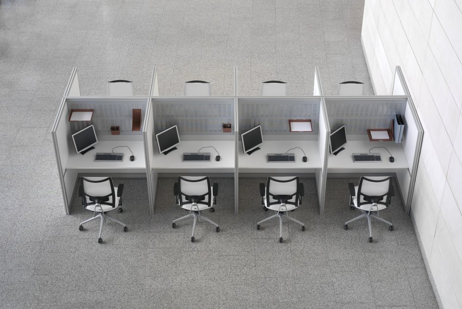 Расстановка рабочих мест в маленьком офисе