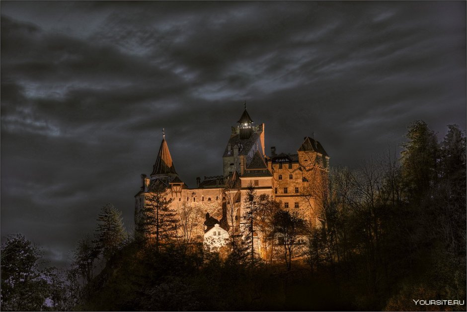 Польша туманное озеро замок