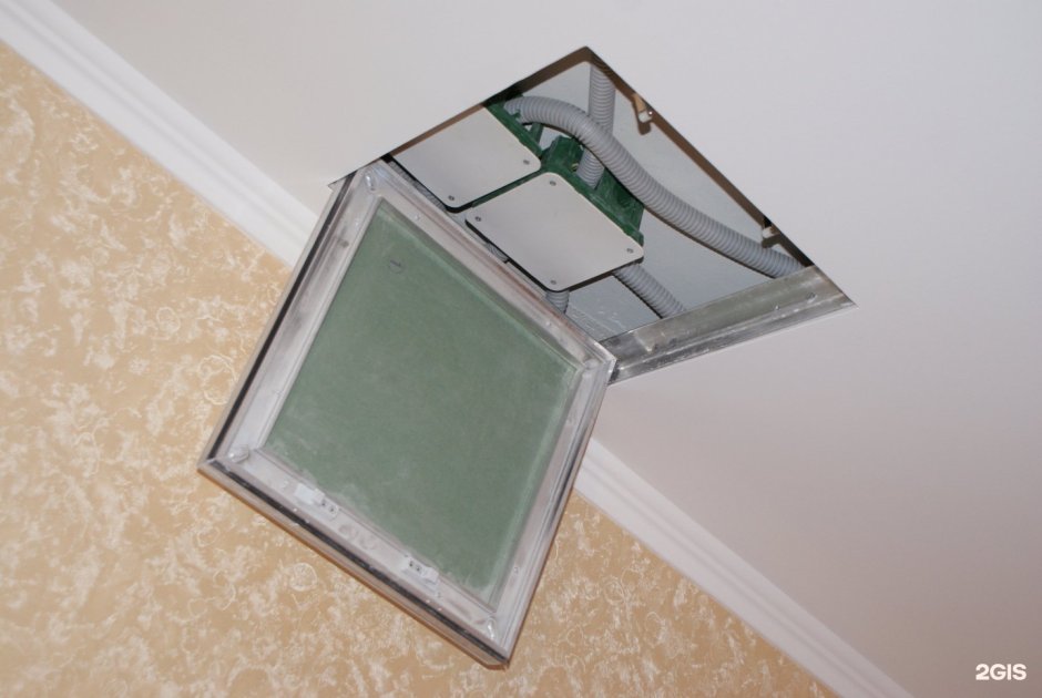 Пластиковый люк на чердак