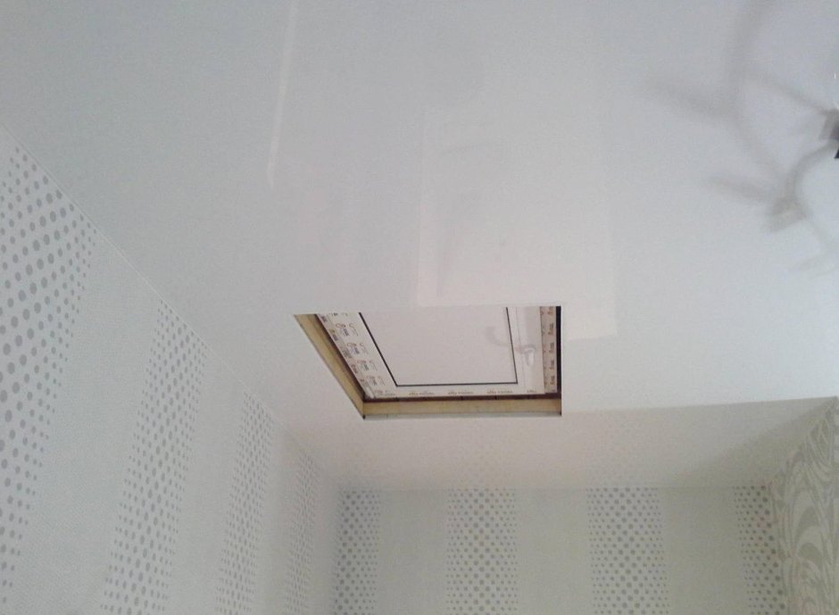 Нажимной потолочный люк Хаммер Гиппократ 600х600