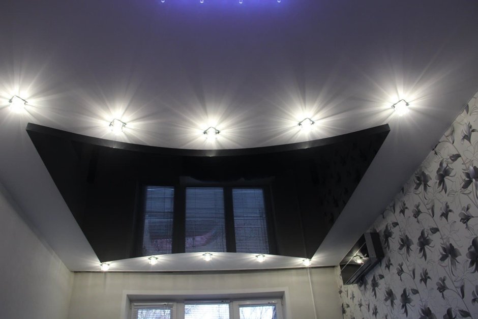 Потолок с подсветкой
