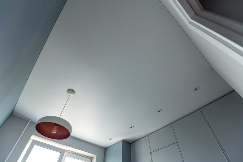 Ревизионный люк на чердак