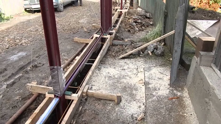 Фундамент под откатные ворота Гранд лайн