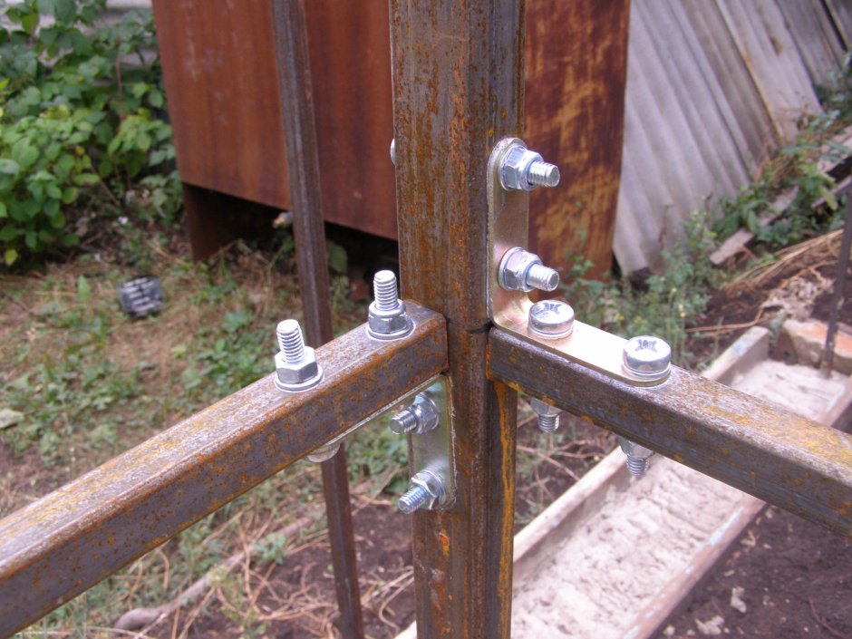 Соединение профильной трубы 40х20 без сварки