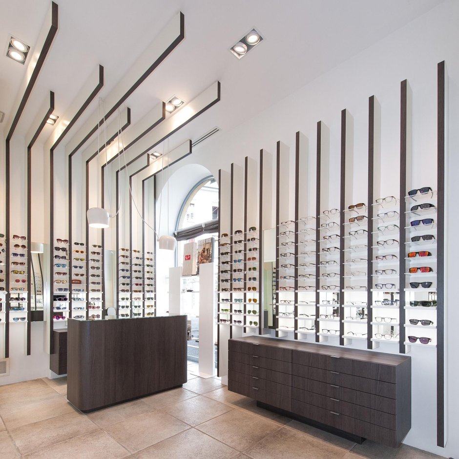 Интерьеры магазинов оптики
