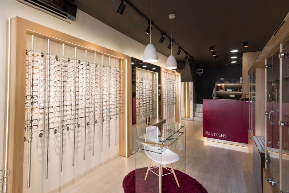 Стильный интерьер оптики