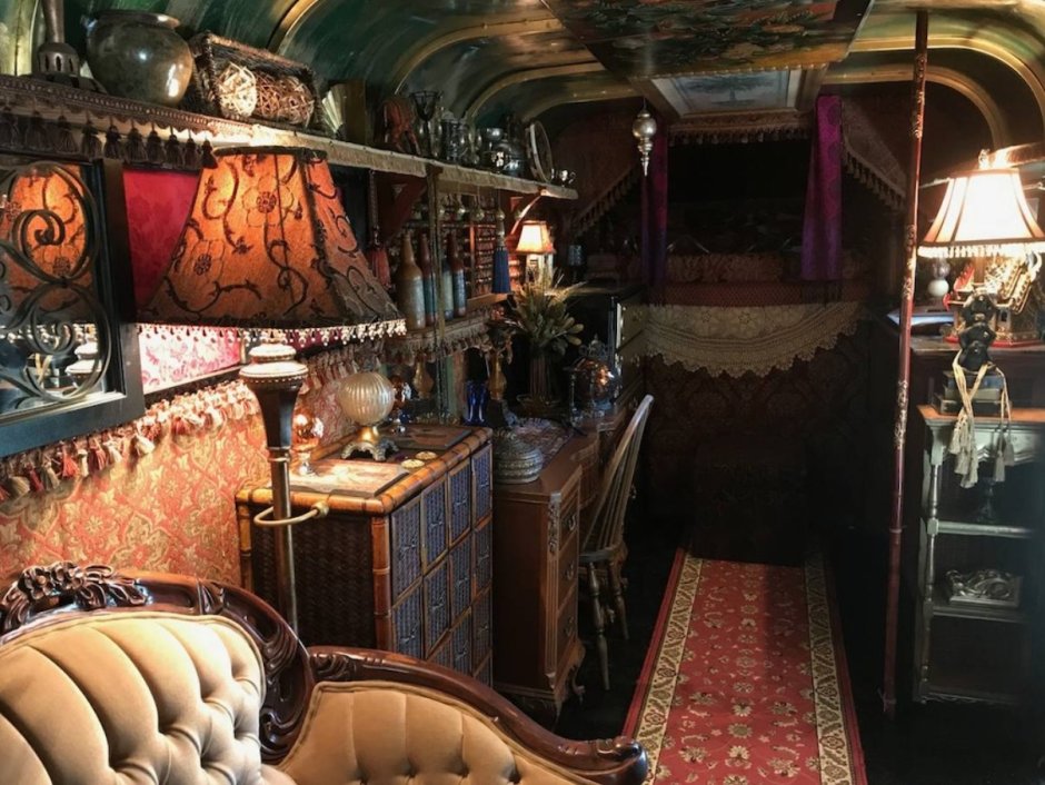 Цыганский вагончик интерьер