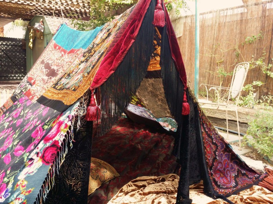 Цыганский шатер