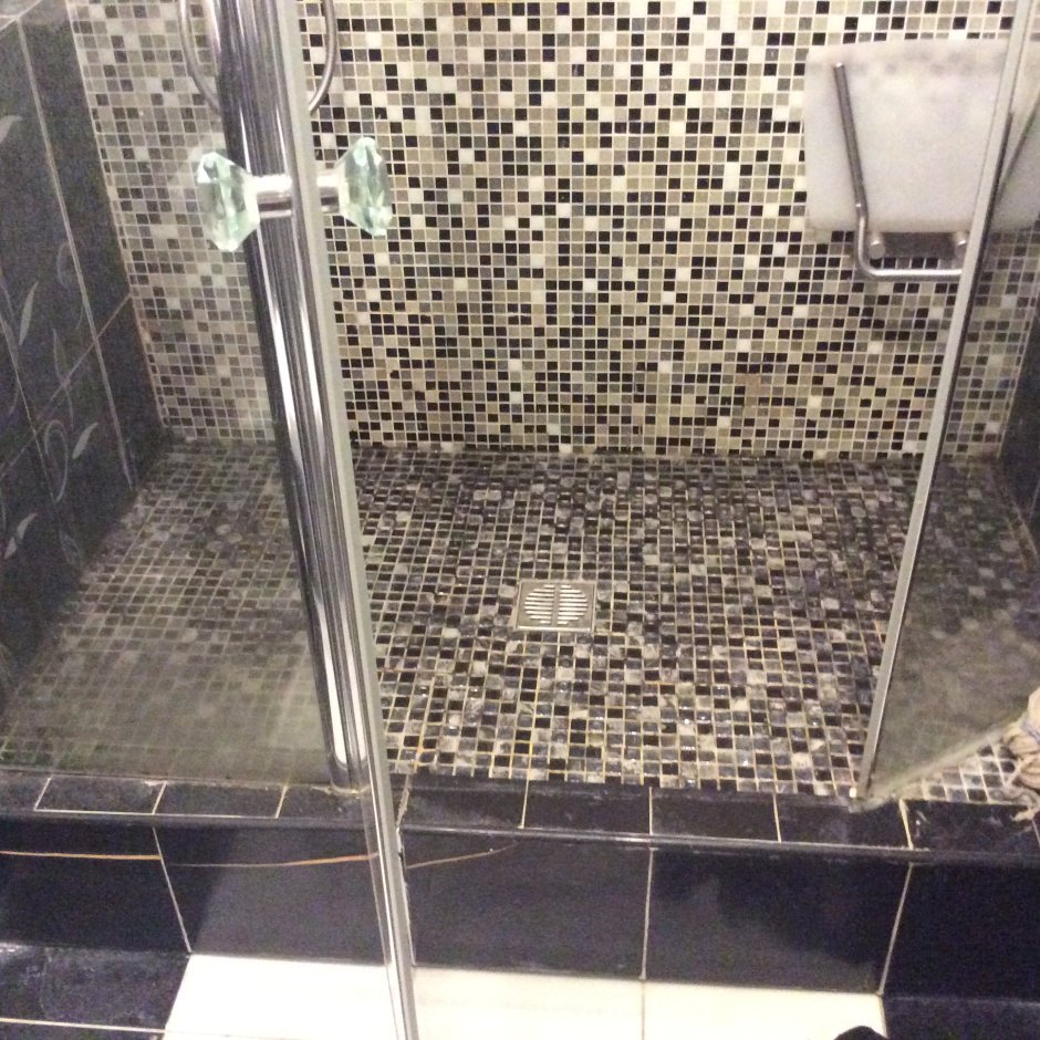 Душевой поддон из плитки