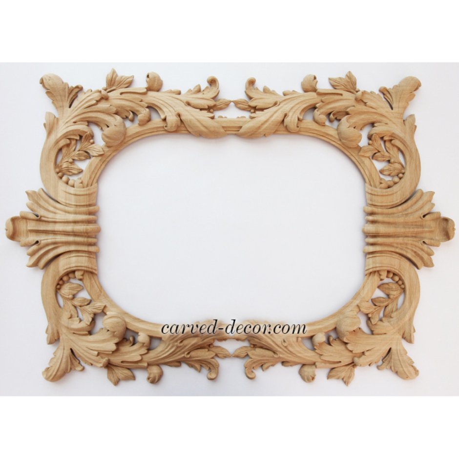 Рамка деревянная резная на прозрачном фоне