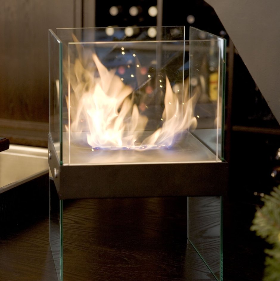 Аквариум под телевизором