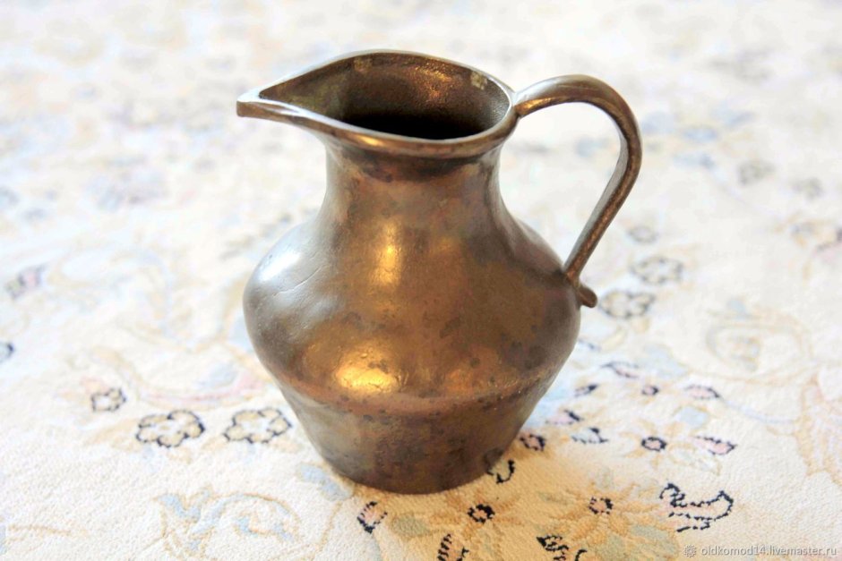 «Бронзовый кувшин»