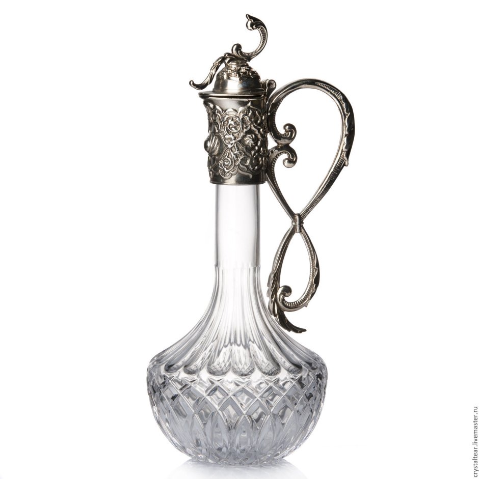 Металлическое кашпо кувшин