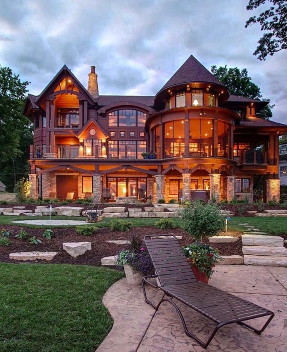 Мэншен-Хаус (Mansion House) на Рублевке