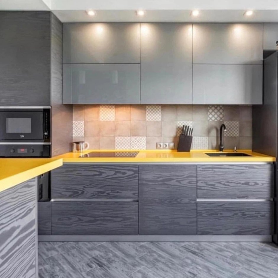 Кухня бело серая матовая