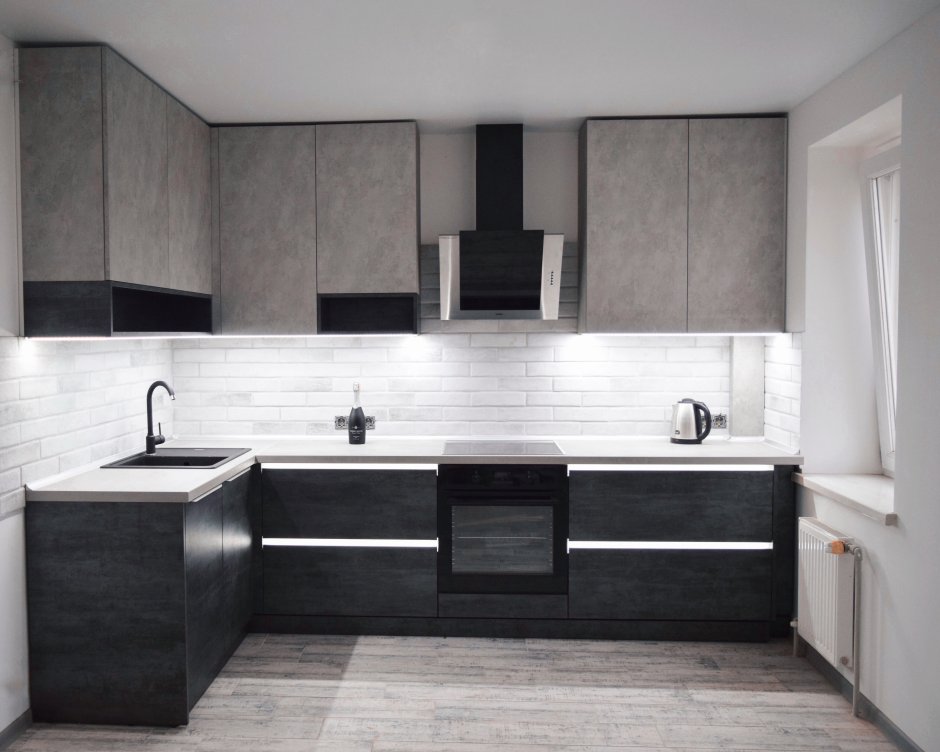 Серые кухни