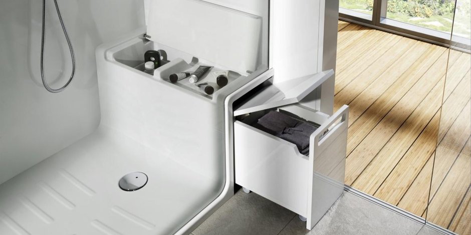 Скамейка в душевую кабину