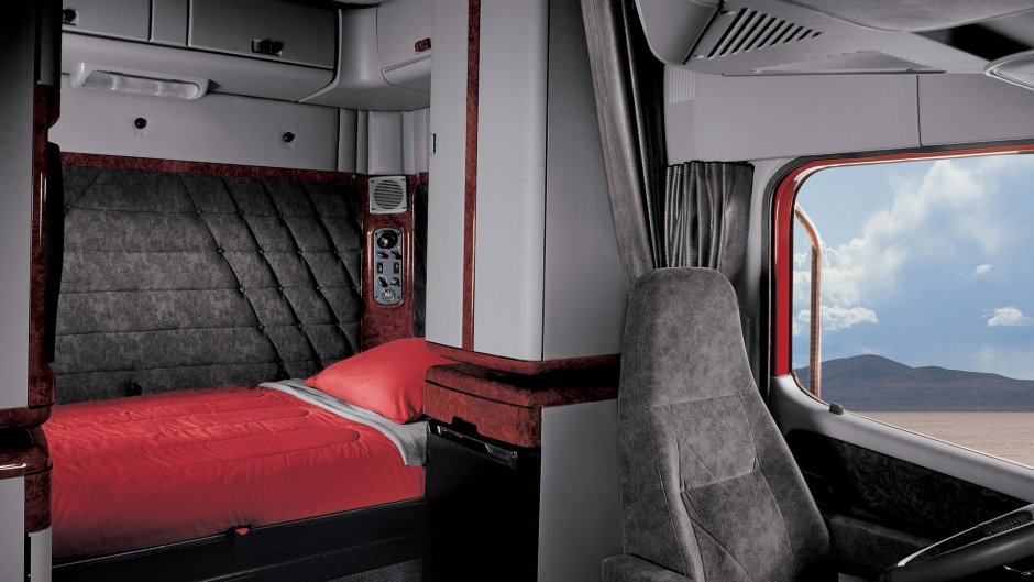 Фредлайнер Коронадо салон