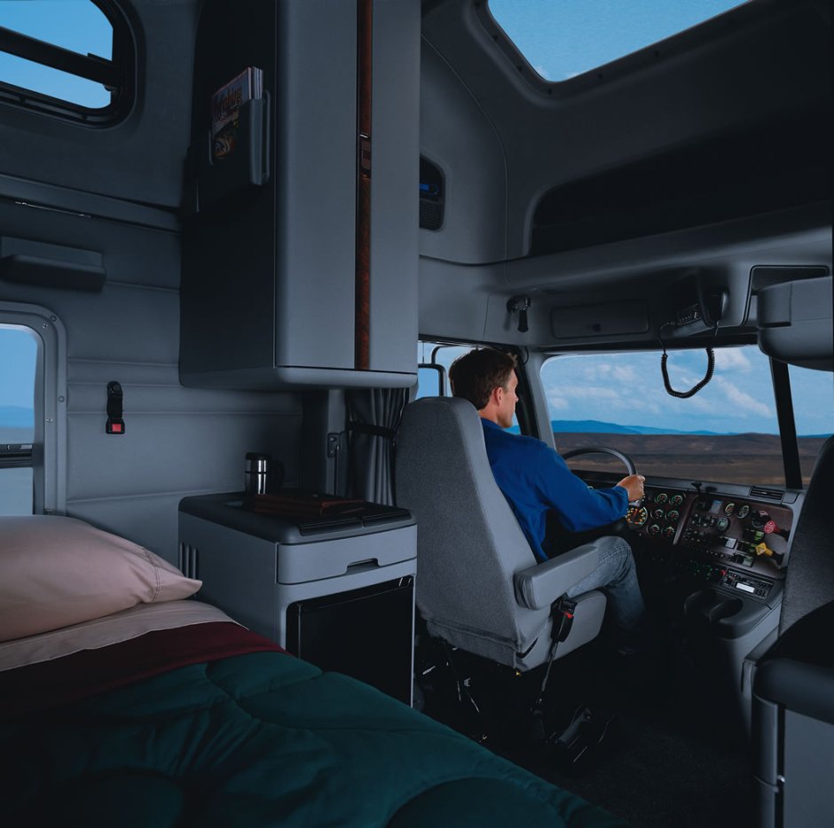 Тягач 2018 Mack Anthem кабина