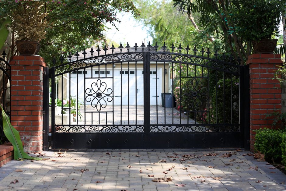 Ворота 19 века