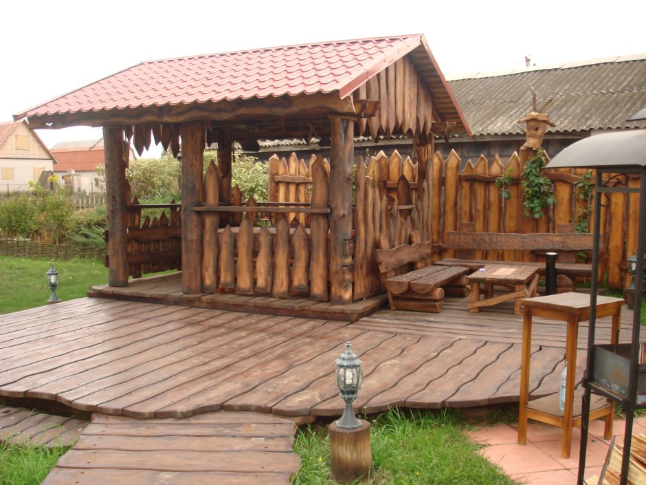 Беседка под старину
