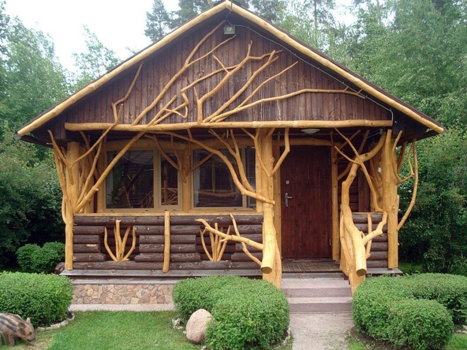 Беседка с рейками