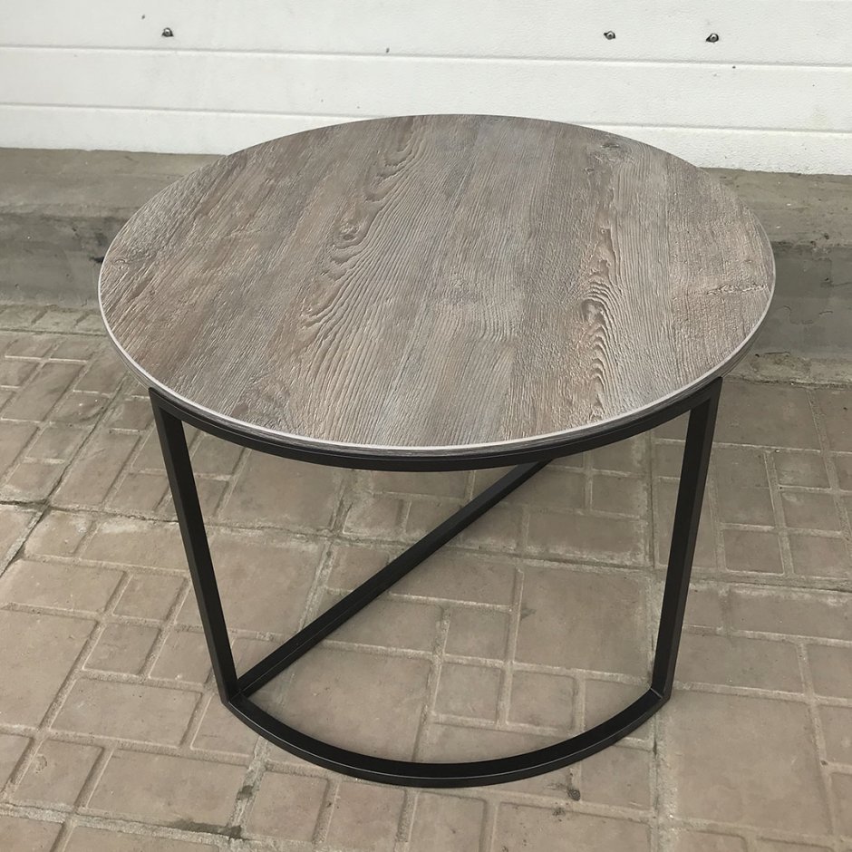 Дизайнерские столы из металла