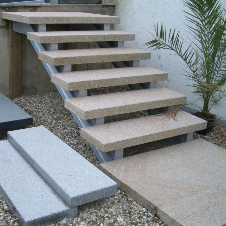 Ступени для уличной лестницы