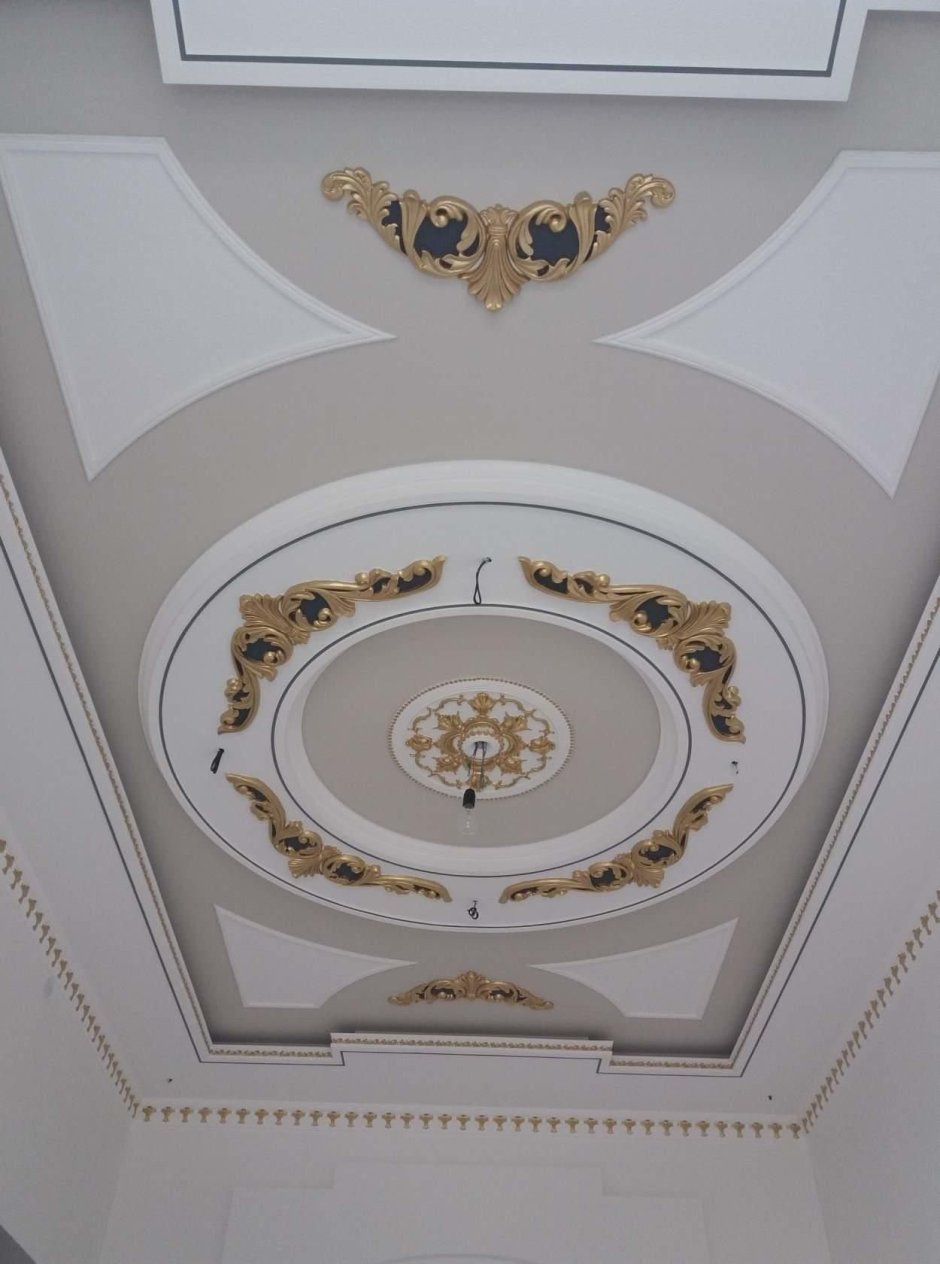 Декор потолок фигура