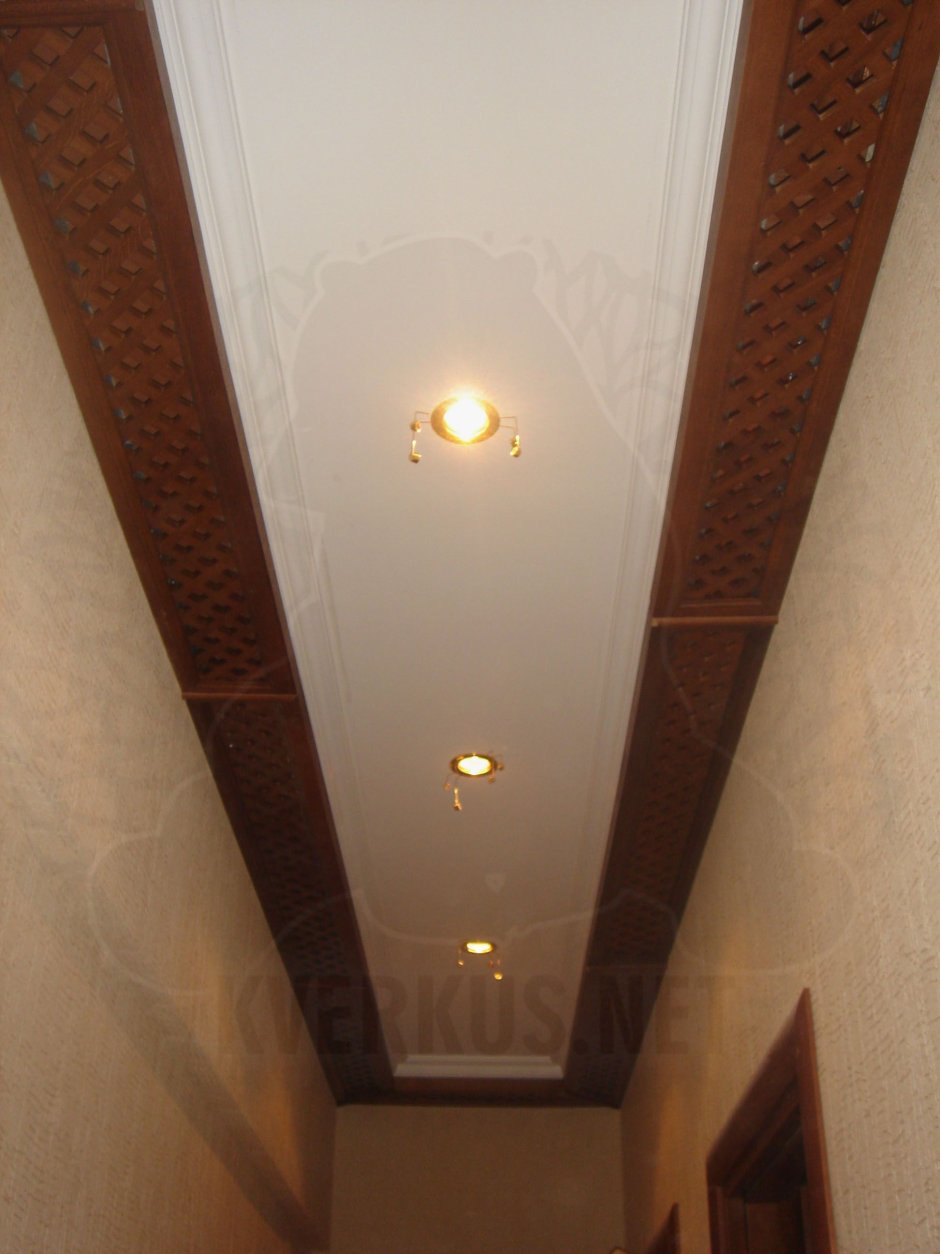 Декоративный потолок из пенопласта