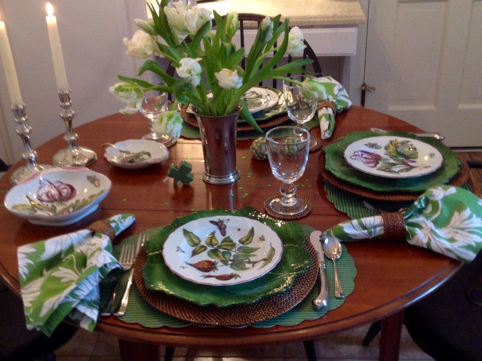 Сервировка круглого стола на свадьбу