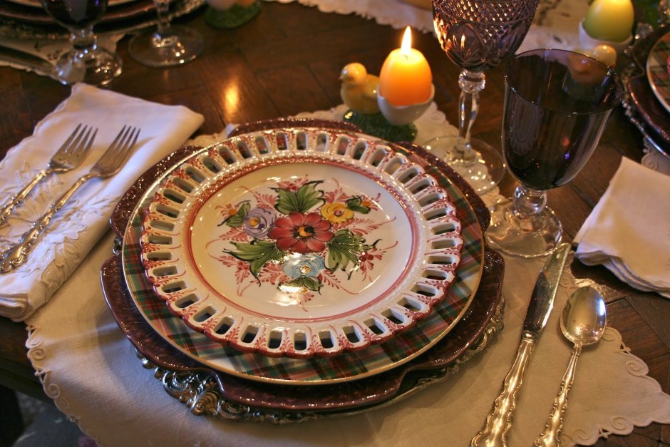 Красивая сервировкаrheukjuj стола