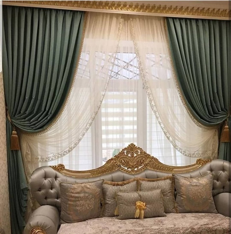 Богатые шторы для зала