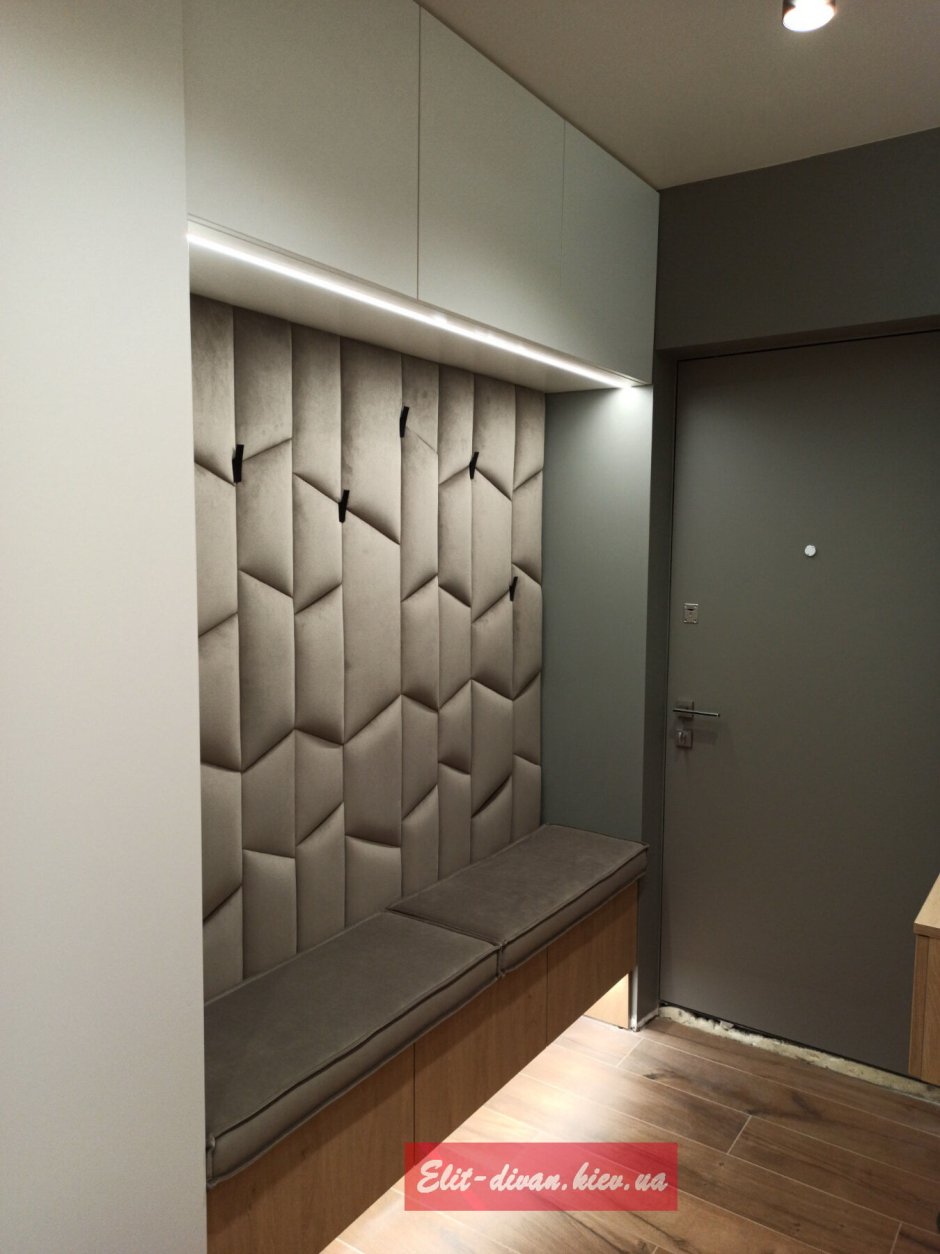 Мягкая стеновая панель в прихожую