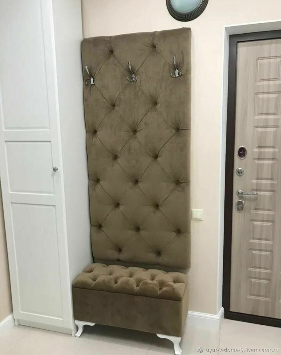 Прихожая Дюпон-1 из массива с каретной стяжкой