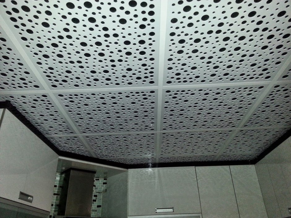 Перфорированные плиты Армстронг
