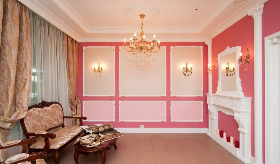 Молдинги в гостиной