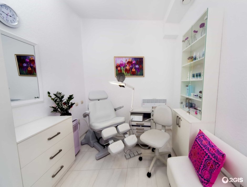 Дизайн маникюрного кабинета 15 кв.м