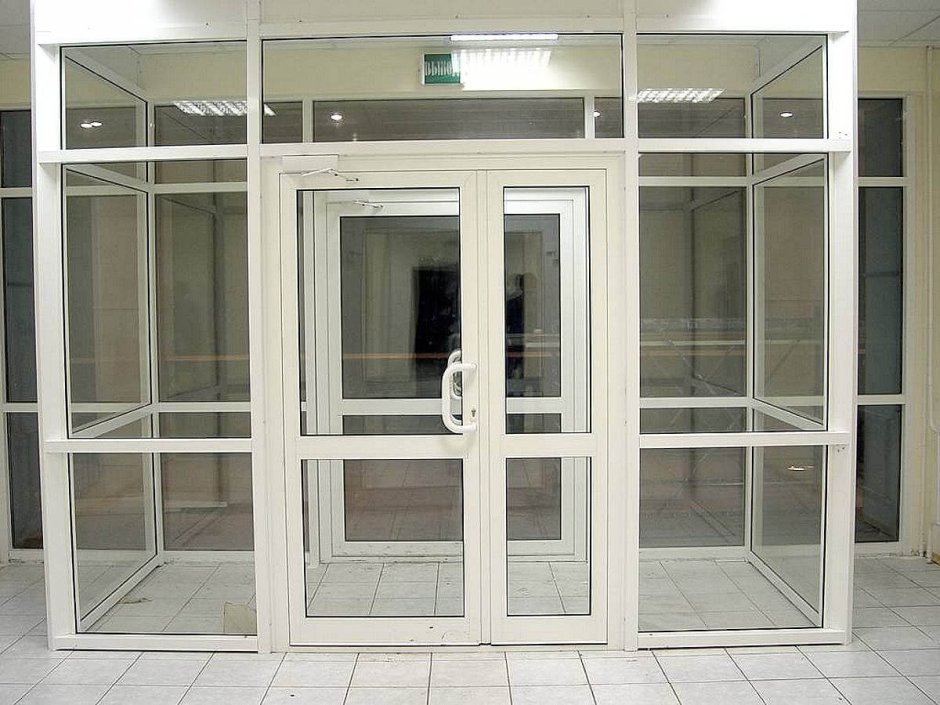 Дверь алюминиевая двустворчатая ALUTECH w62 2100 1300