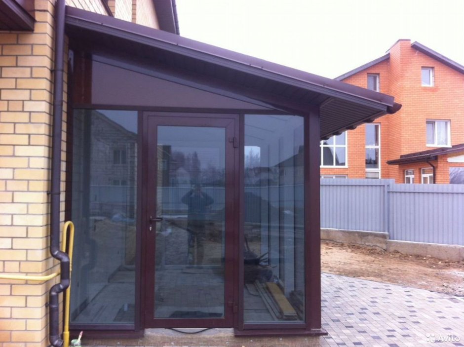 Пластиковые входные группы в коттедж