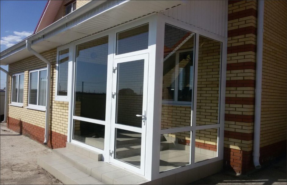 Пластиковая входная дверь КБЕ