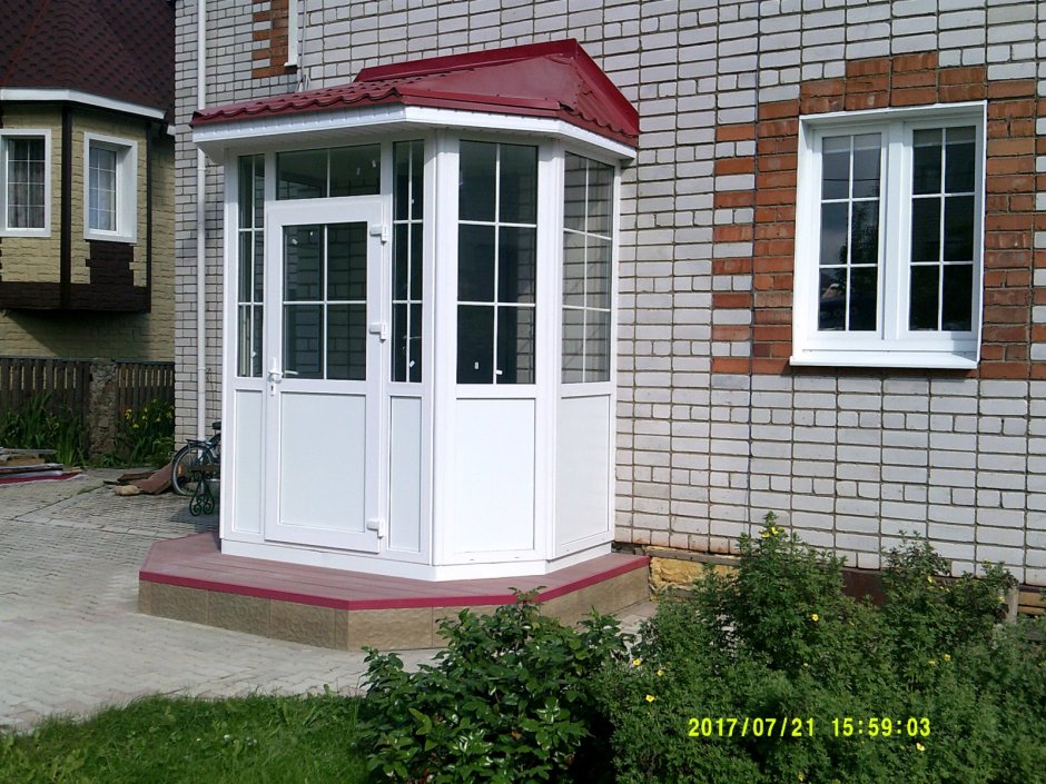 Пластиковые входные перегородки