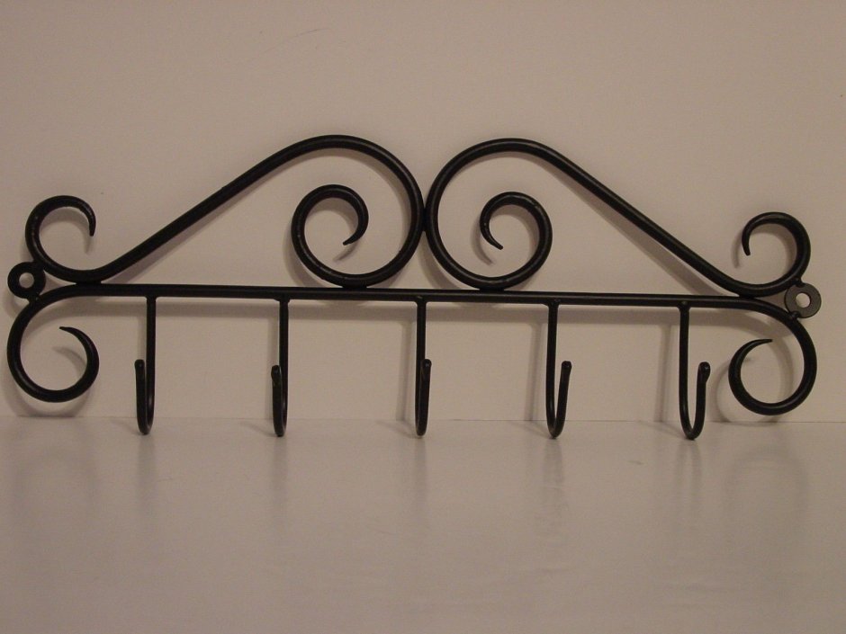 Вешалка настенная из металла