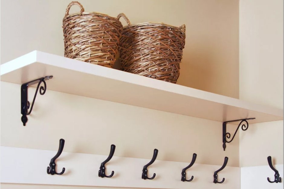 Декоративные вешалки из металла